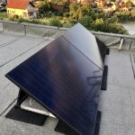 Panouri fotovoltaice de 800W montate pe bloc